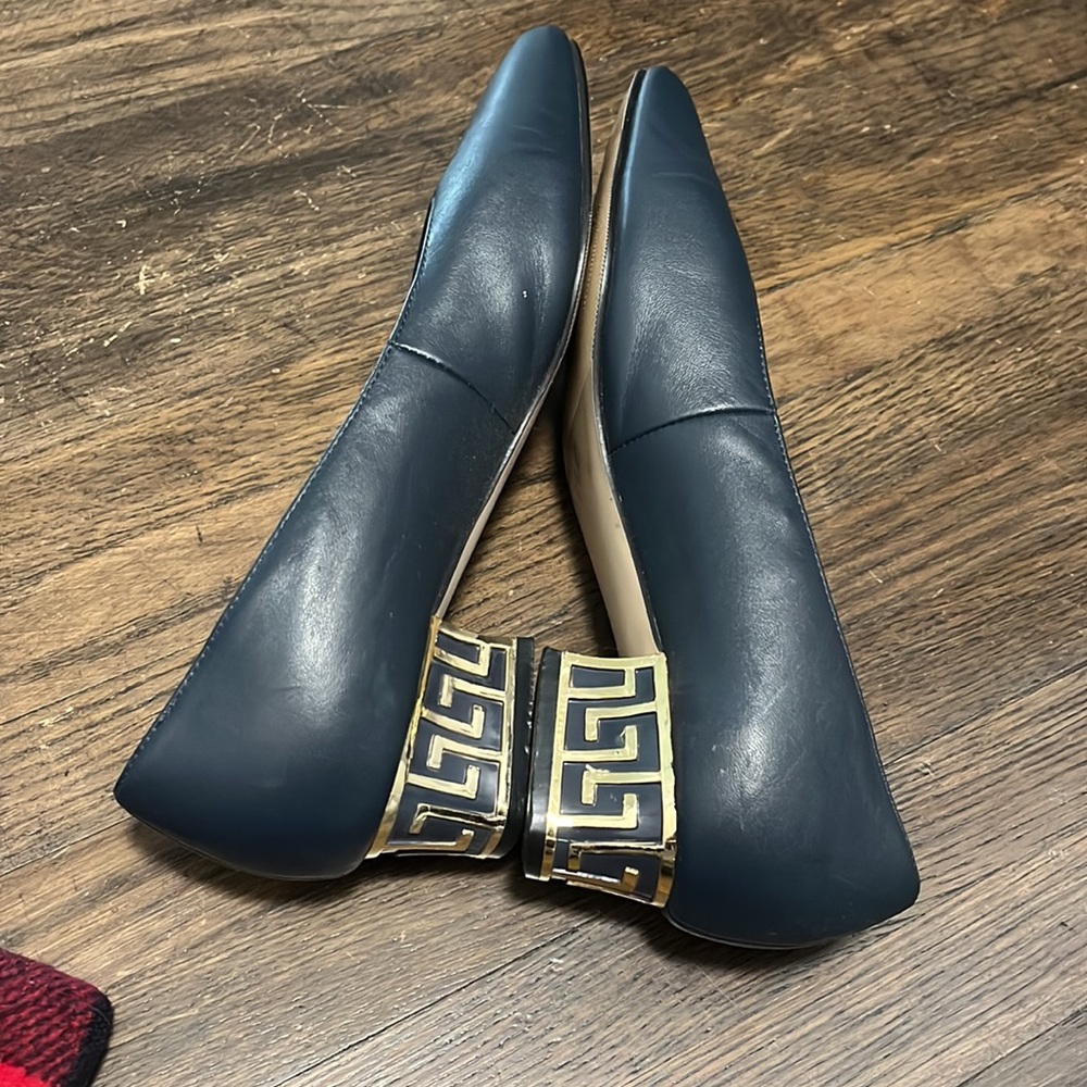 Heels - Picture 3 of 5